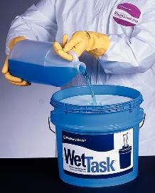 WETTASK™ Refillable Wiper Systems, KIMBERLY-CLARK PROFESSIONAL®