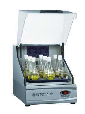 New Brunswick Benchtop Incubator Shaker E24 / E24R, Eppendorf