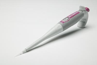 SoftGrip™ Single-Channel Adjustable Volume Manual Pipettors, Hamilton