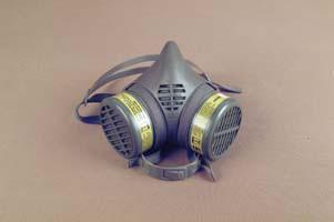 RESPIRATOR HALFMASK MULTIGAS M